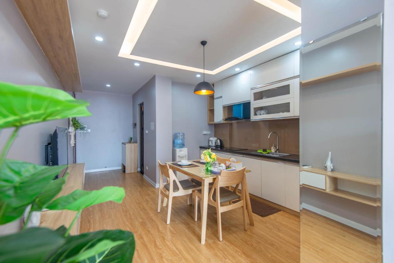 22Housing Hotel & Residence 81 Linh Lang Hanoï Extérieur photo